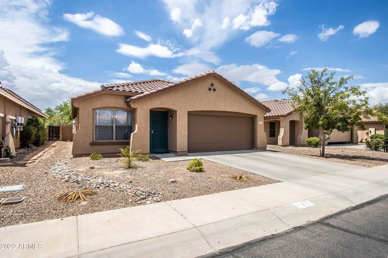 581 Jahns Court - Photo 1