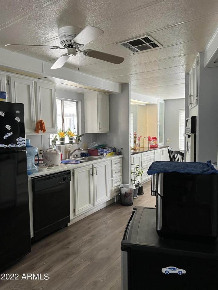 201 Greenfield Road - Photo 1