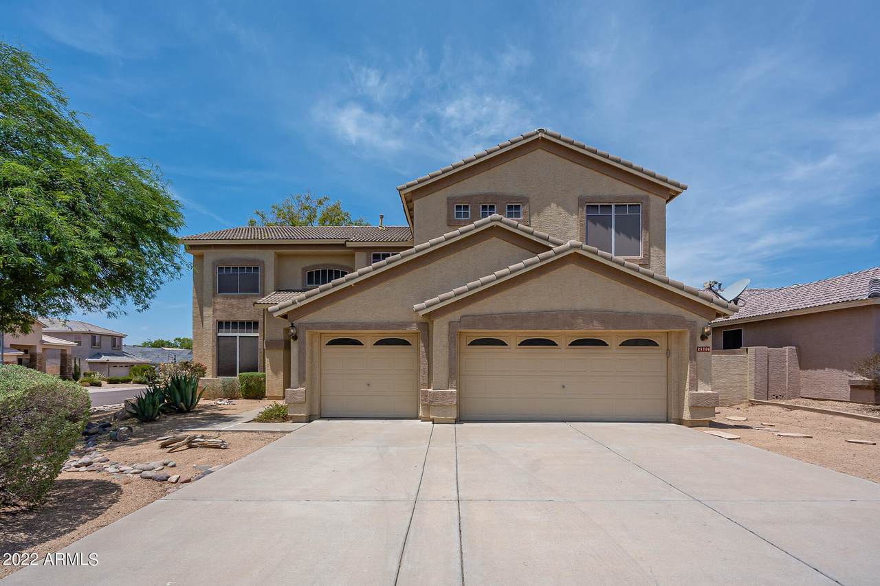 25706 68TH Drive - Photo 1