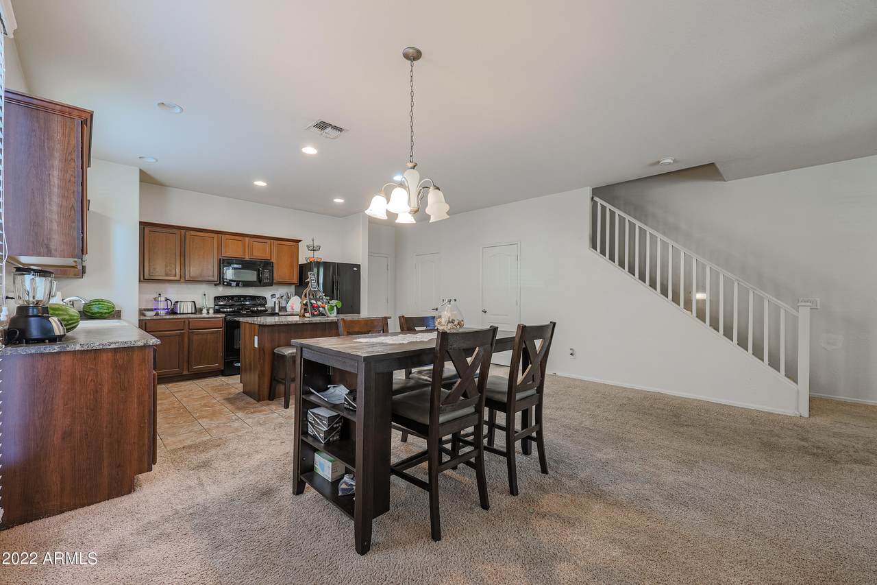 6 87TH Lane - Photo 1