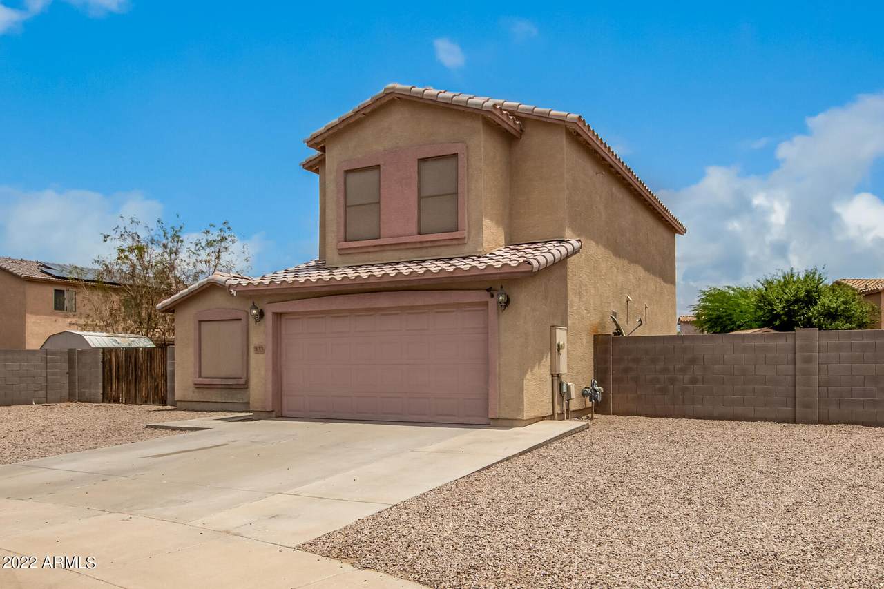 833 Sunset Court - Photo 1