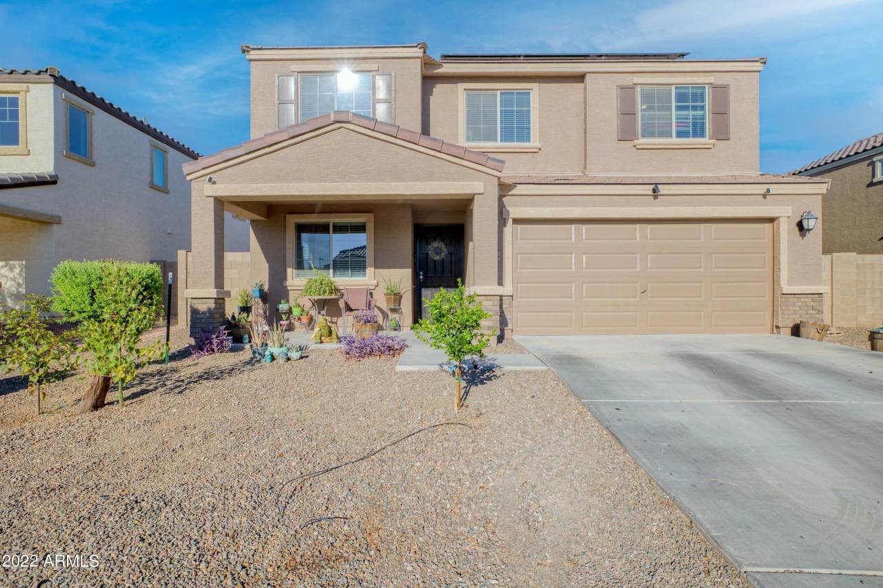 8595 253RD Avenue - Photo 1