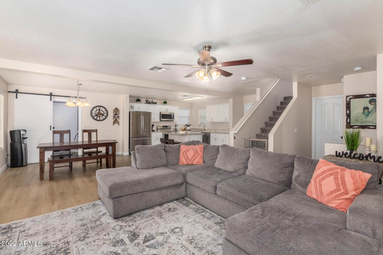 1061 Lowell Court - Photo 1