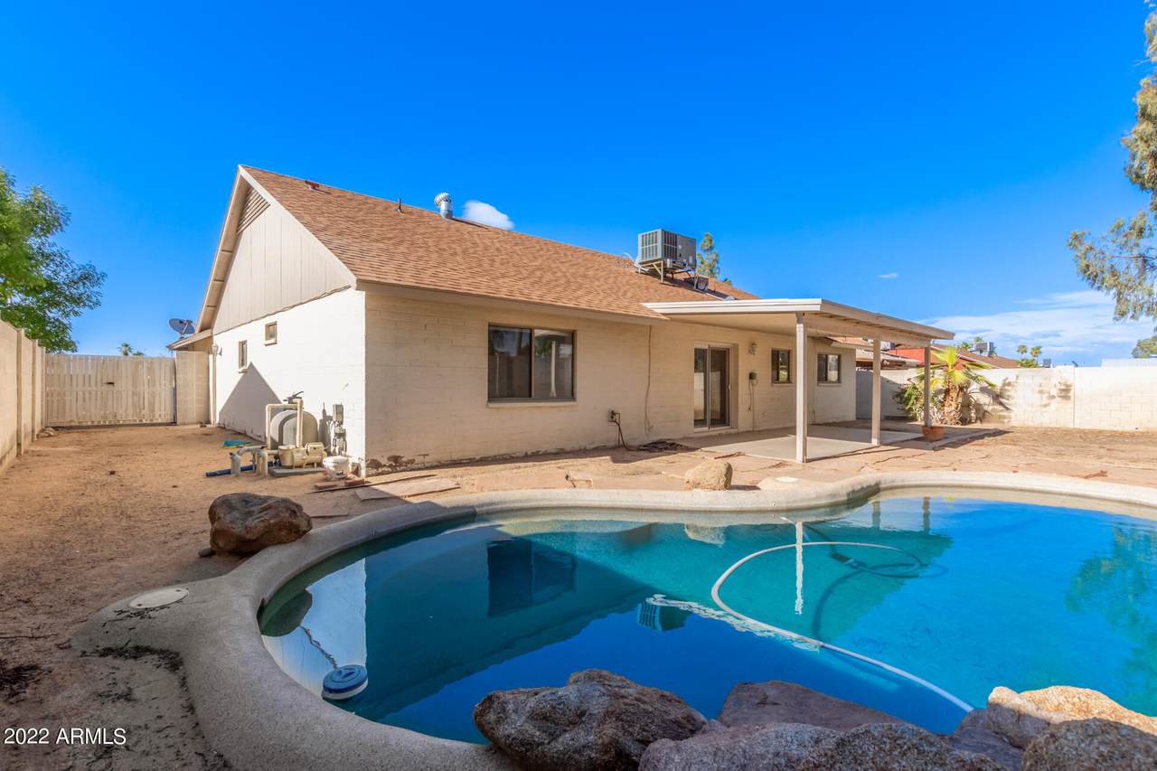 915 Diamond Drive - Photo 1