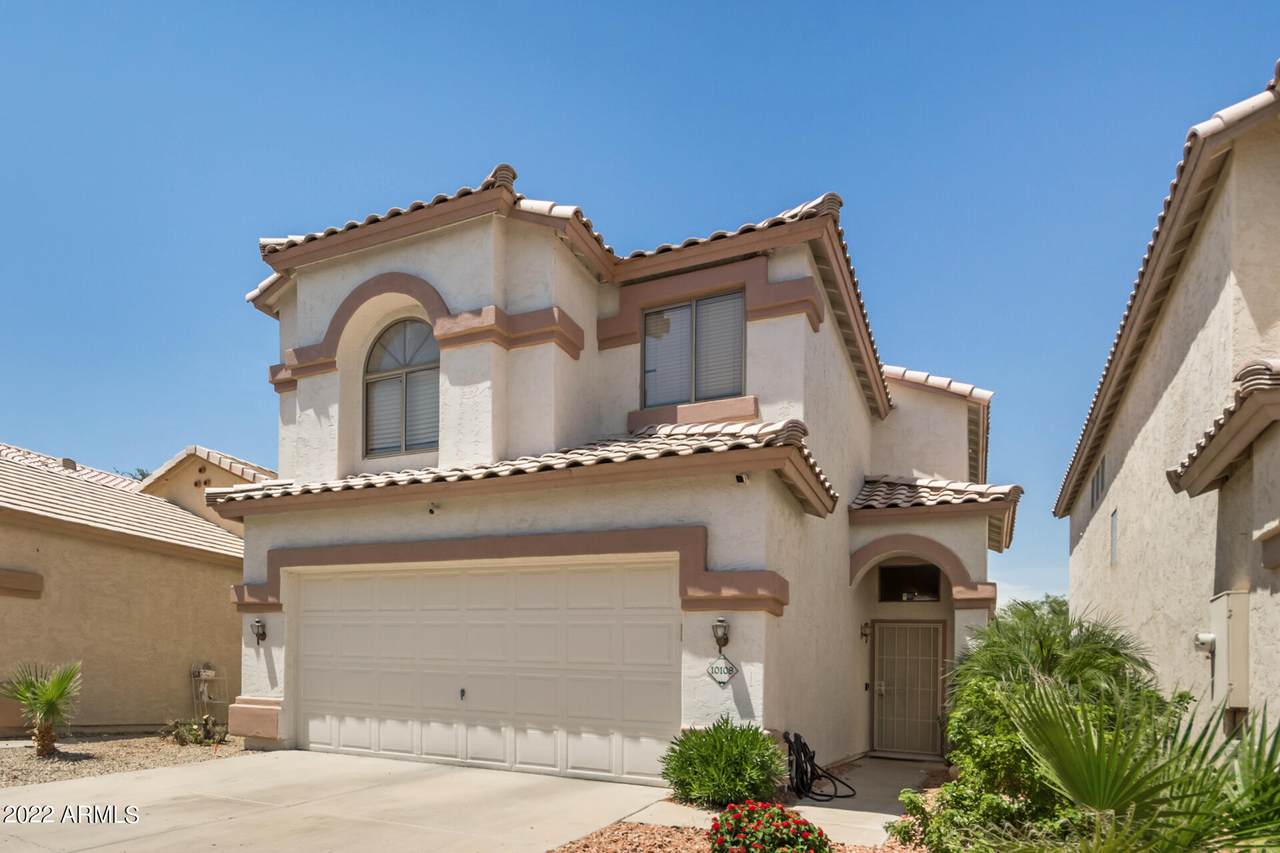 10108 Capri Avenue - Photo 1