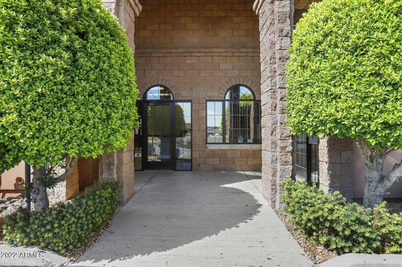 16803 Palisades Boulevard - Photo 1