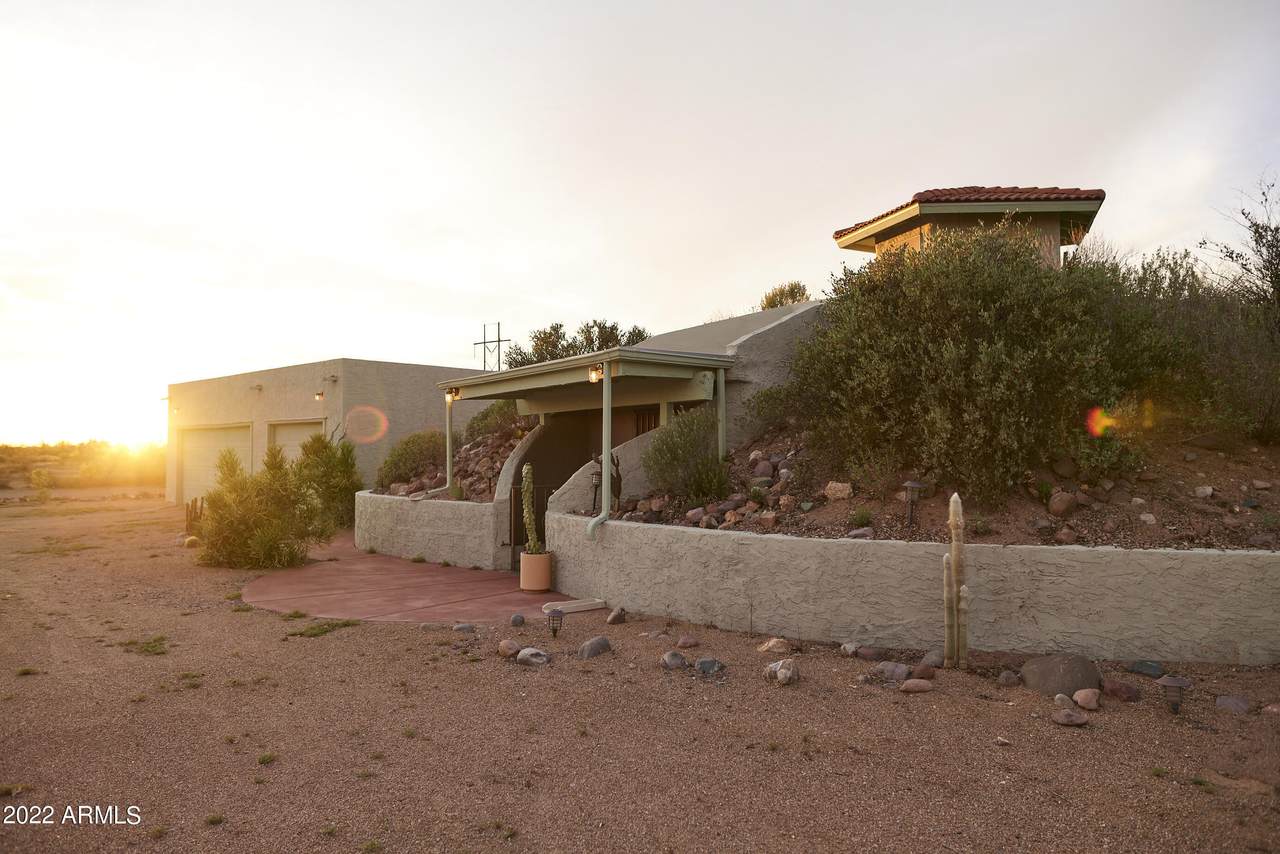 625 Arroya Road - Photo 1