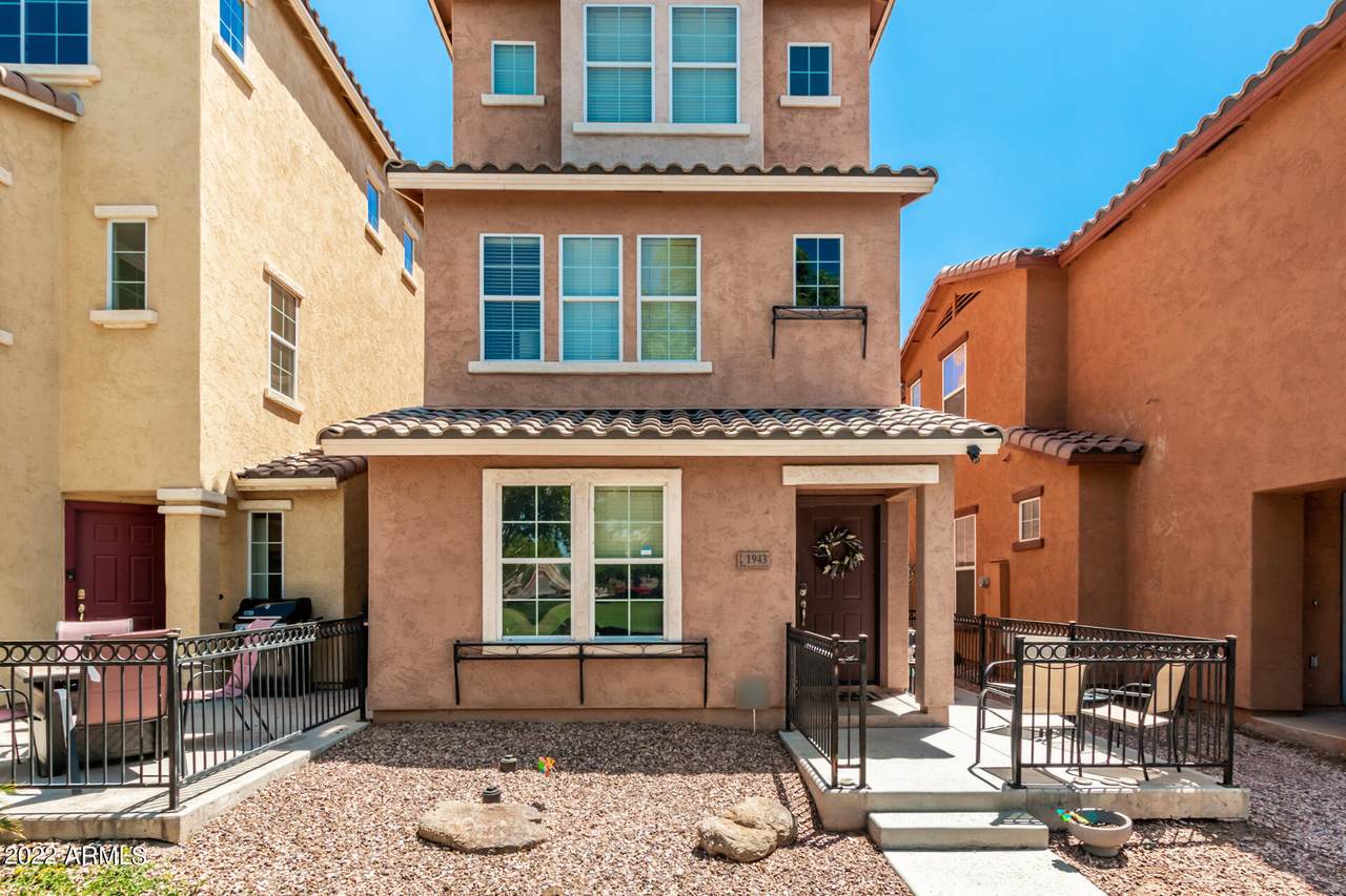 1943 78TH Drive - Photo 1