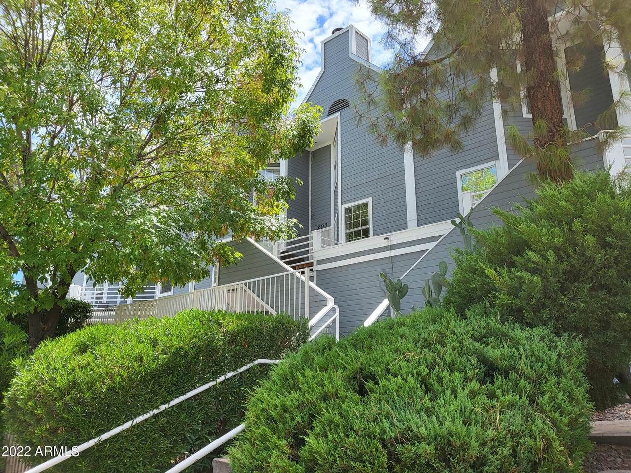1505 Center Street - Photo 1