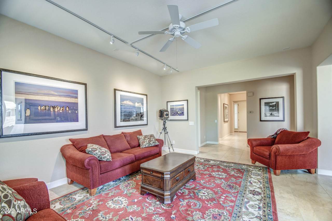 10554 Lincoln Avenue - Photo 1