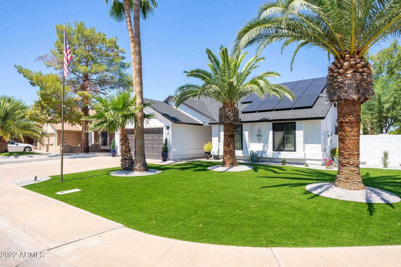 614 Sherri Drive - Photo 1