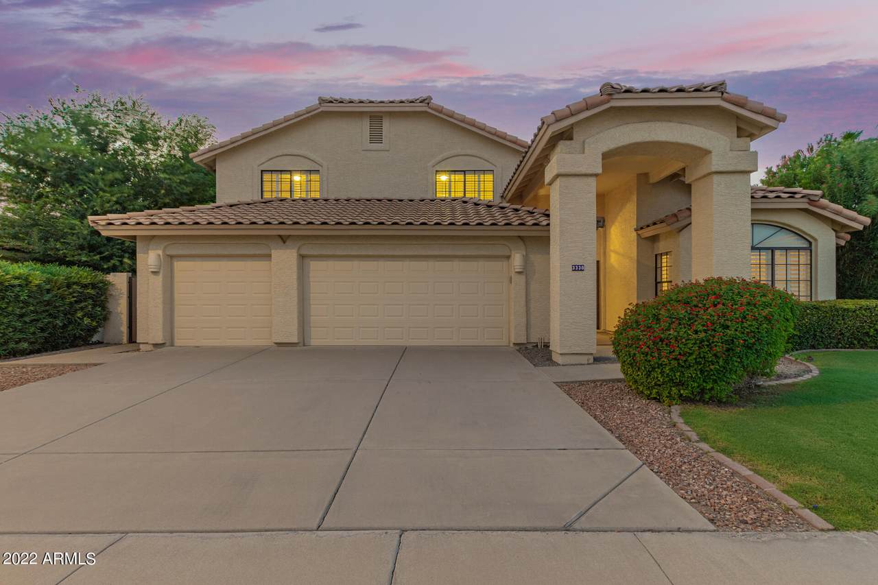 3330 Oleander Drive - Photo 1