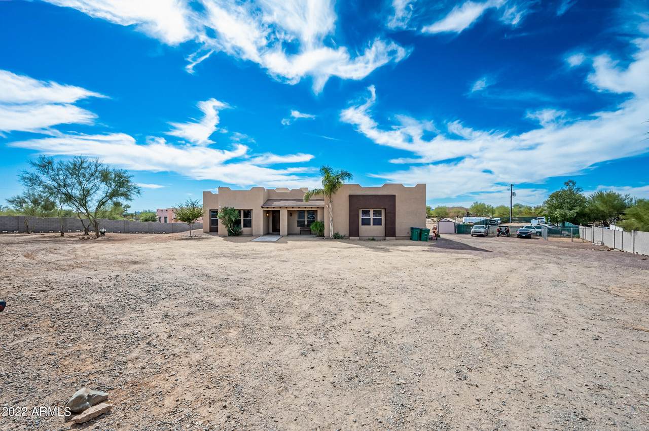 37218 19TH Street - Photo 1
