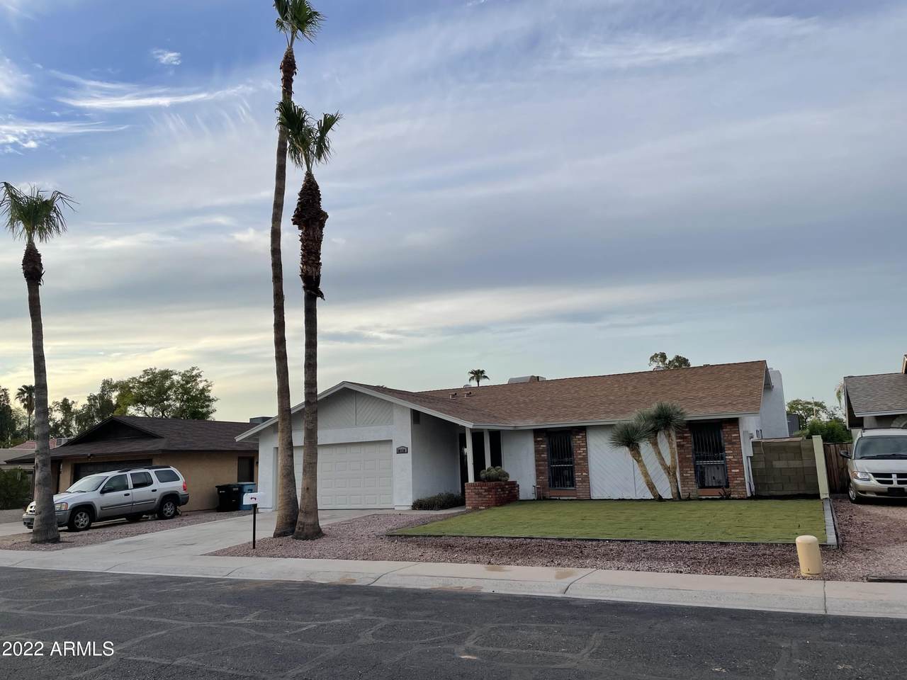 10320 Hazelwood Avenue - Photo 1