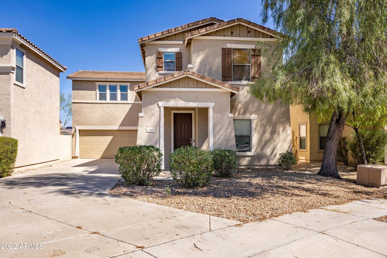 17581 185TH Drive - Photo 1