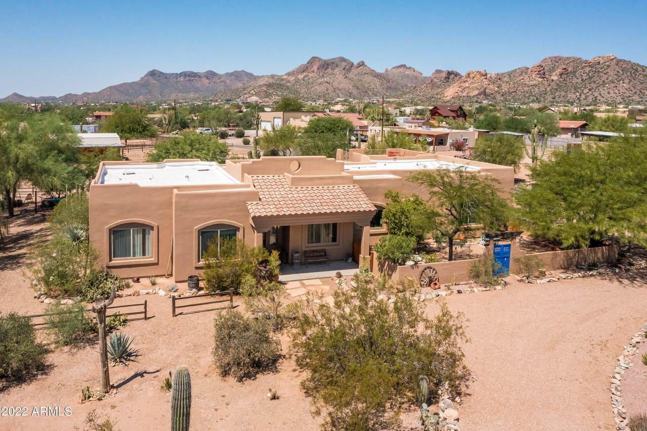 4350 Cactus Road - Photo 1