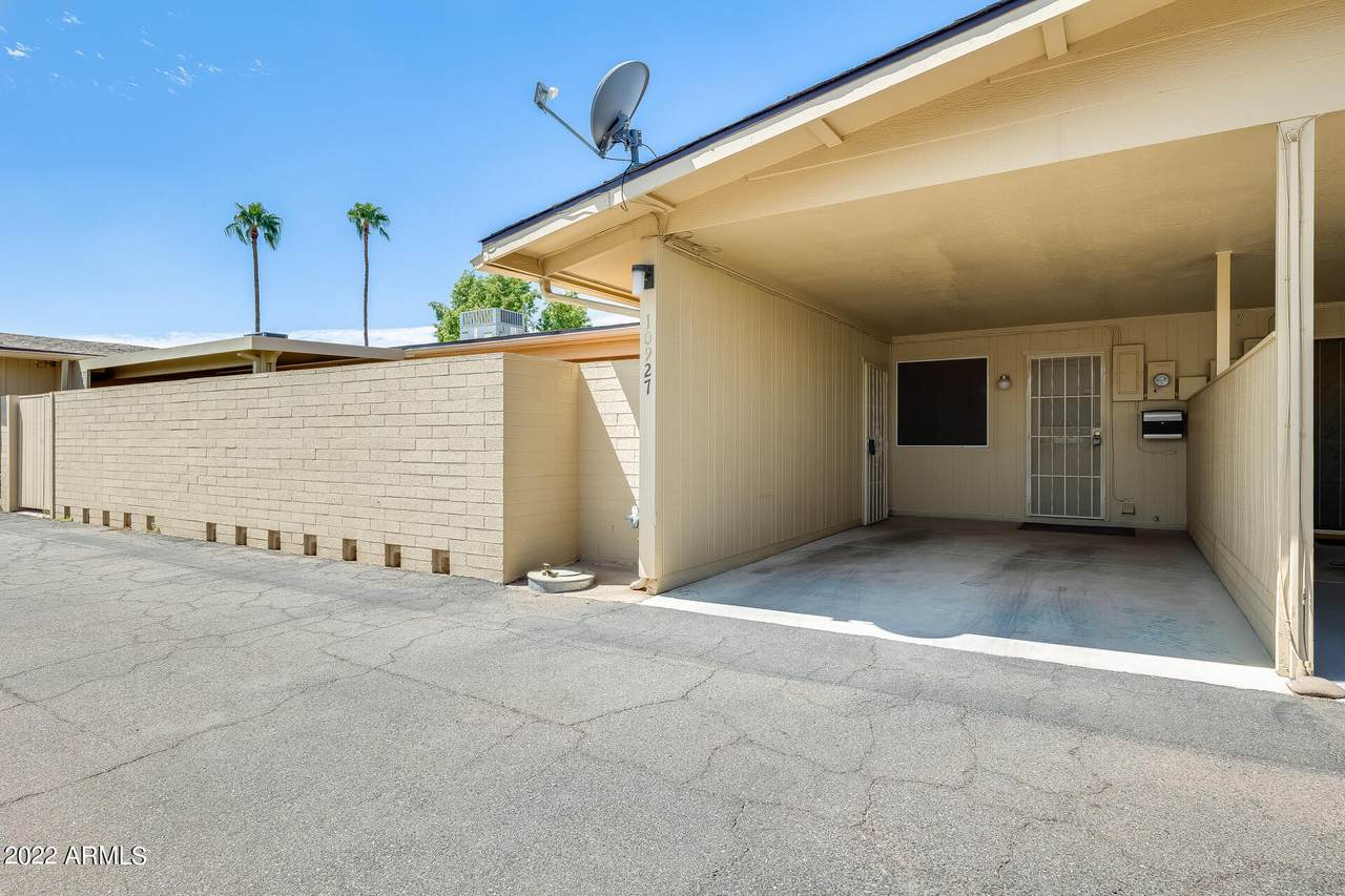 10927 Santa Fe Drive - Photo 1
