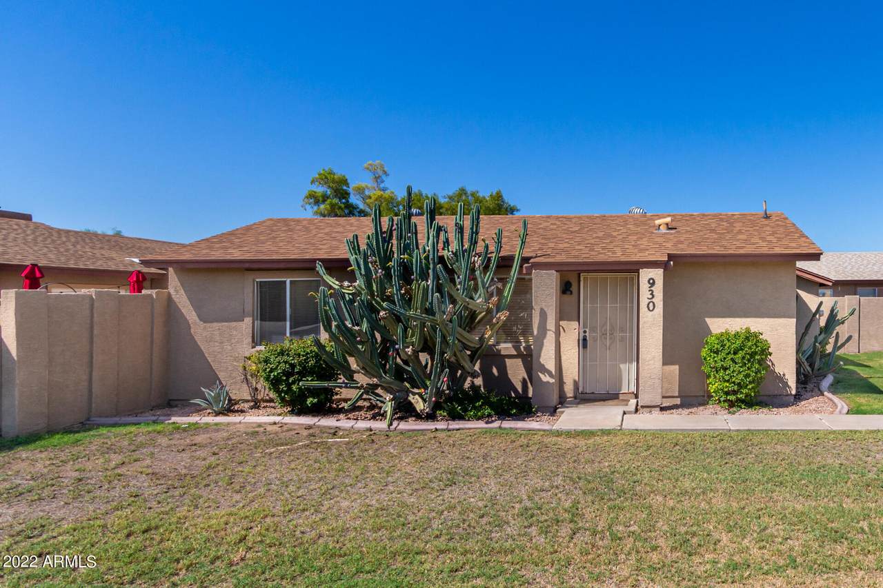 930 Acorn Avenue - Photo 1