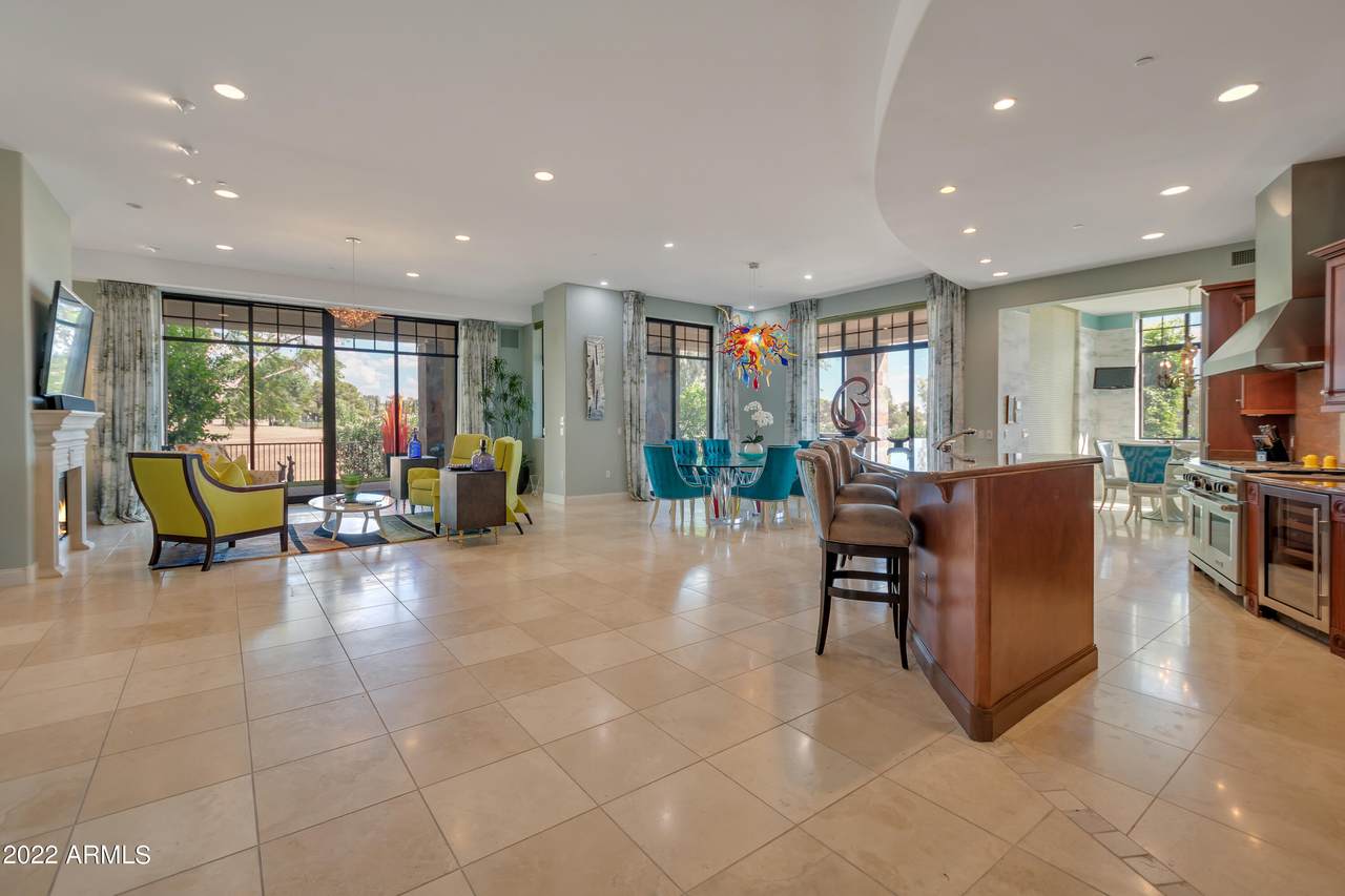 2 Biltmore Estates - Photo 1