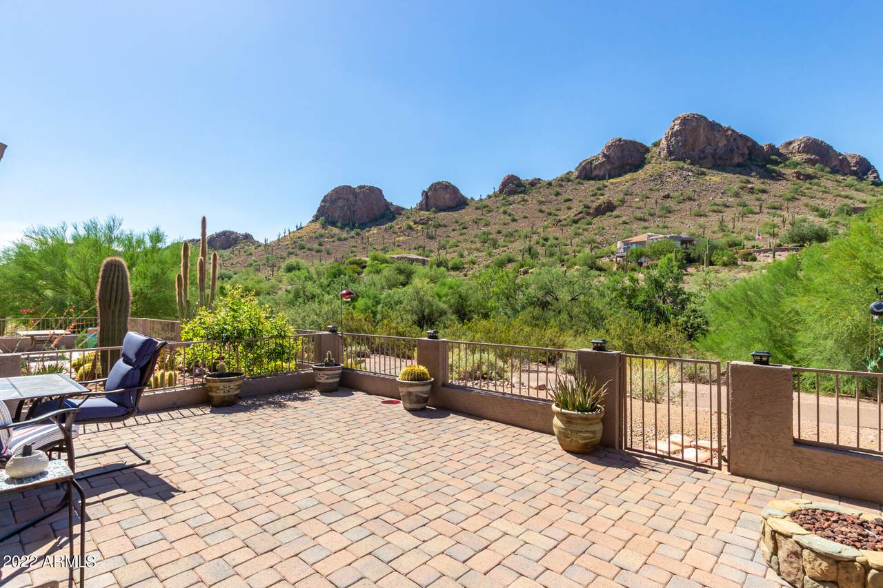9952 Hidden Treasure Court - Photo 1