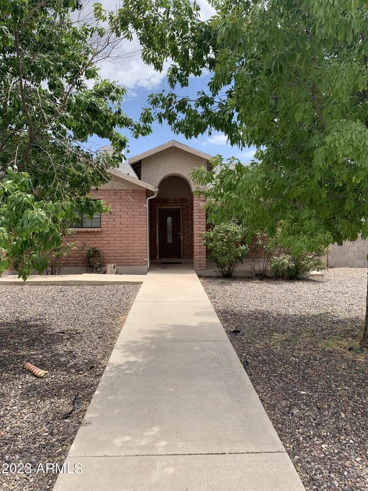 1725 19TH Street - Photo 1