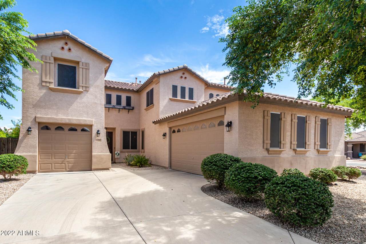 11843 146TH Avenue - Photo 1
