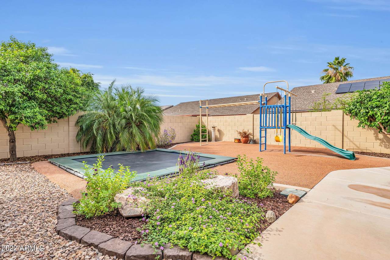 4146 Meadow Creek Way - Photo 1