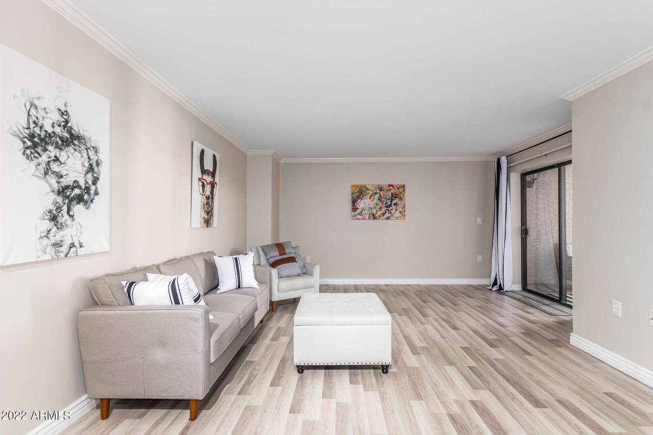 3033 Devonshire Avenue - Photo 1