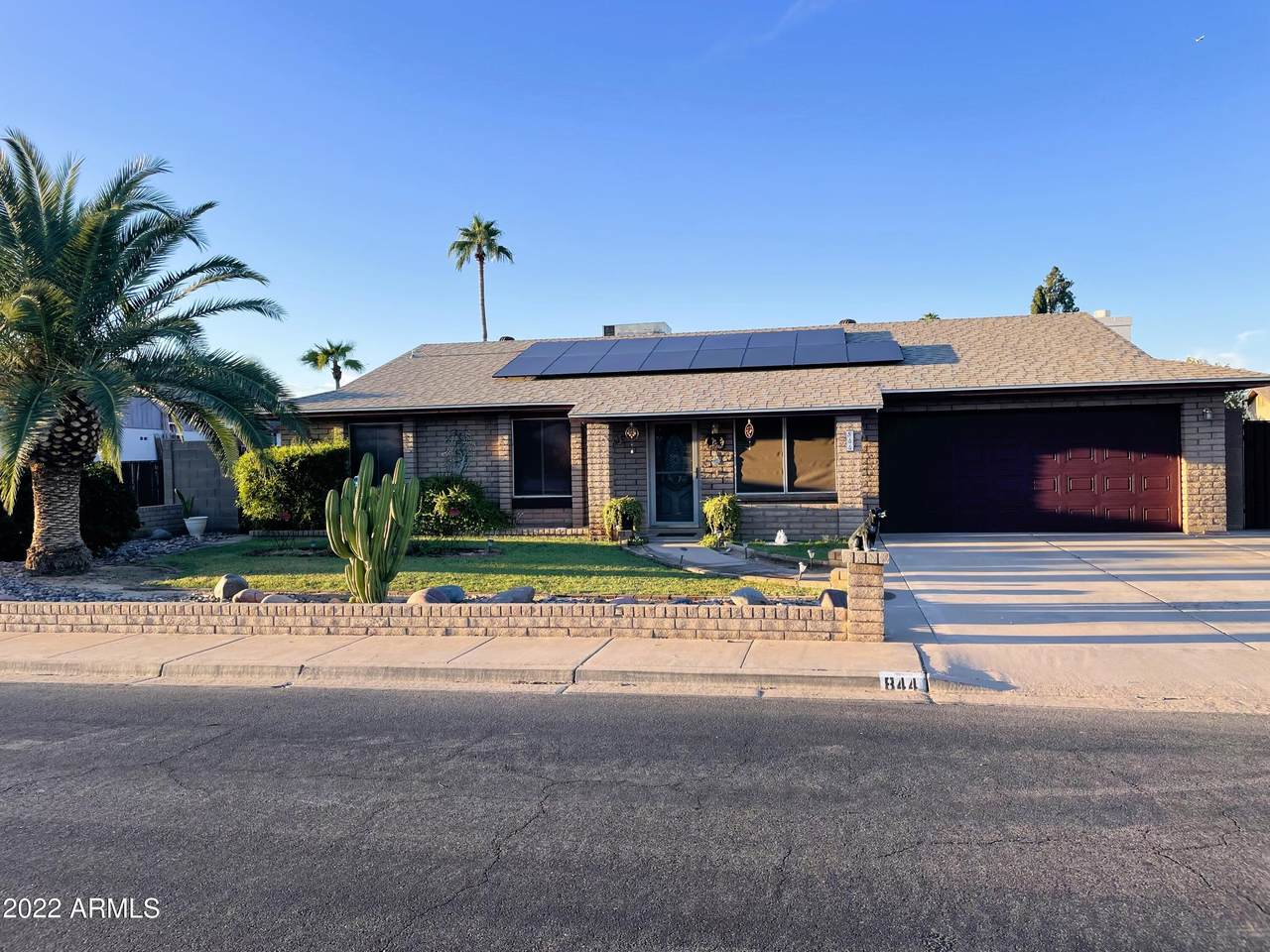 844 Kilarea Avenue - Photo 1