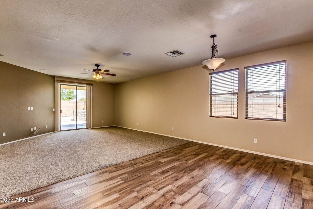 12024 Louise Court - Photo 1