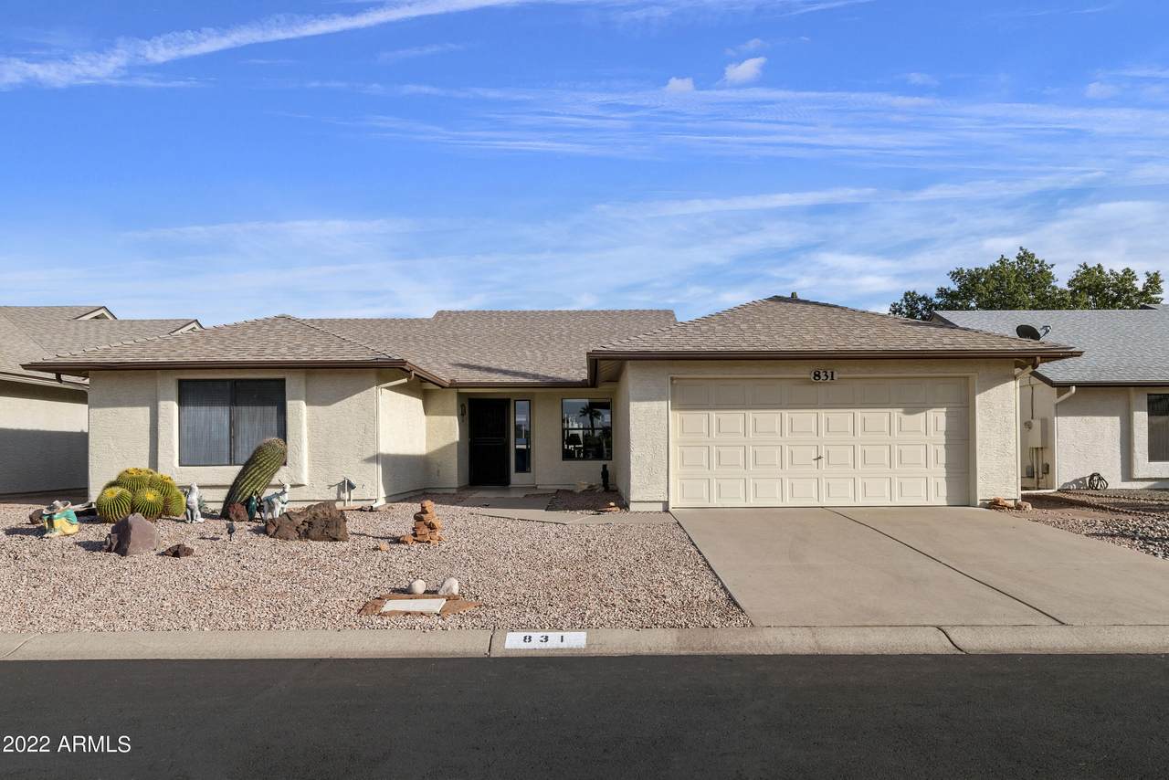 831 77TH Way - Photo 1