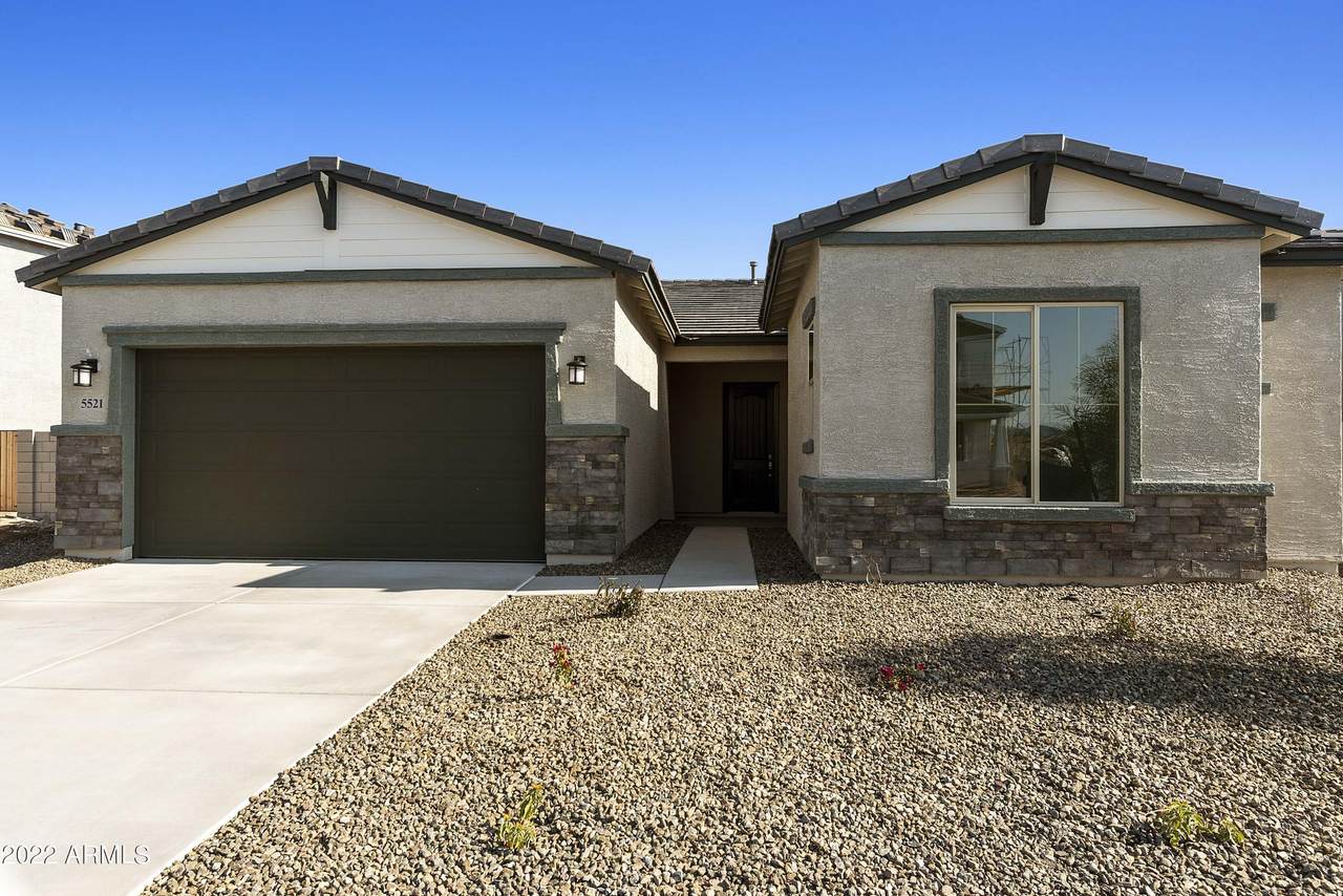 5521 193RD Avenue - Photo 1