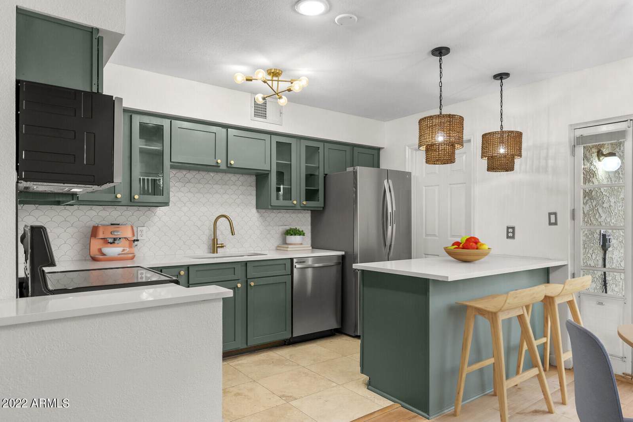 2201 Pinchot Avenue - Photo 1