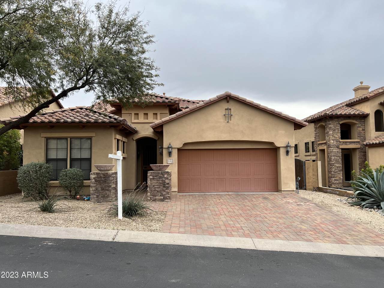 6941 Snowdon Street - Photo 1
