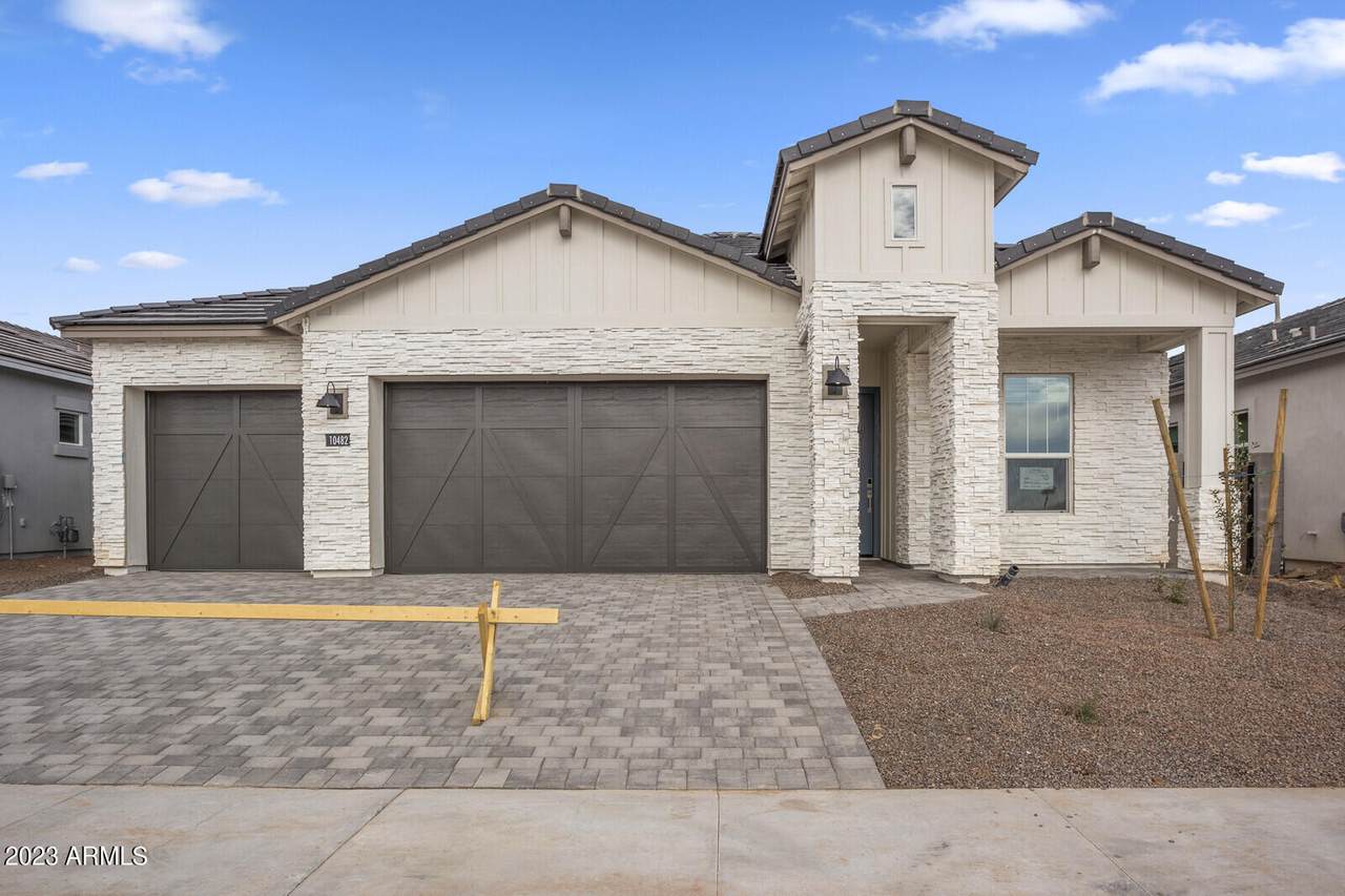 10482 Deanna Drive - Photo 1