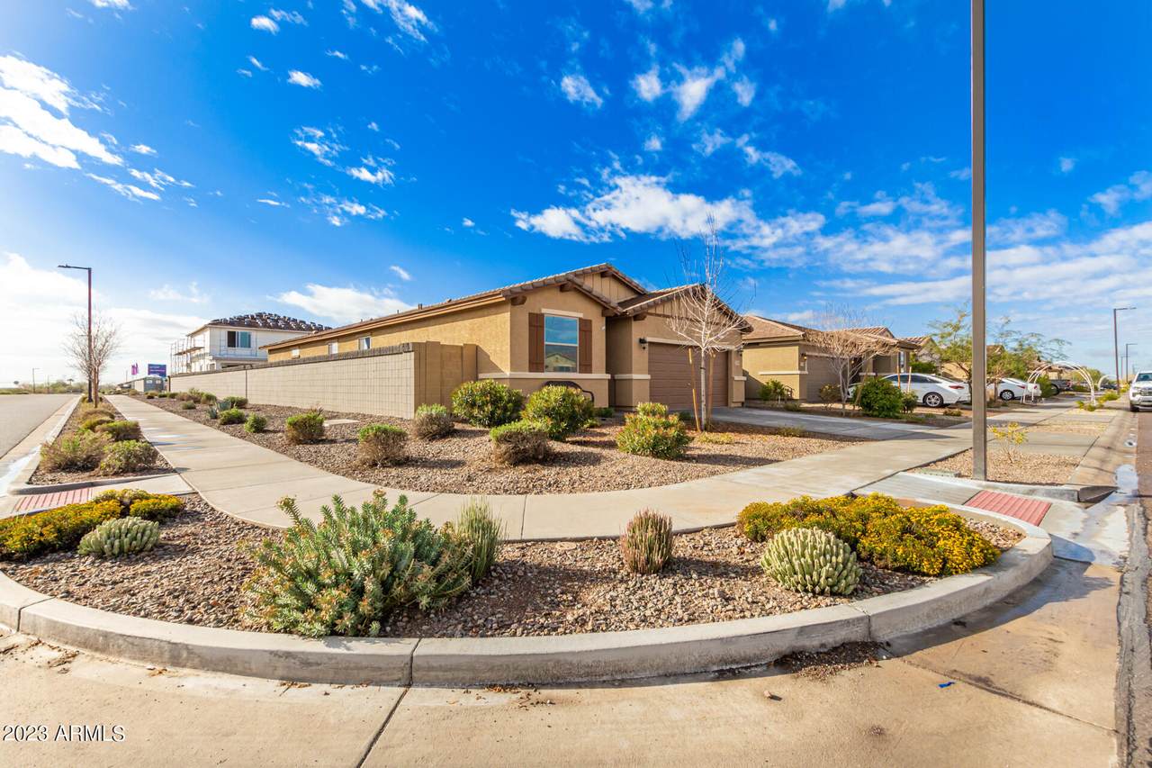 17709 Via De Luna Drive - Photo 1