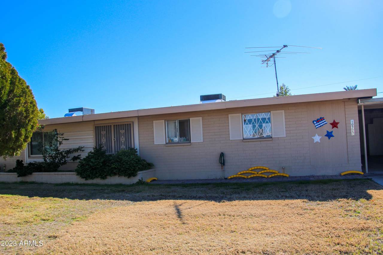 10727 Abbott Avenue - Photo 1