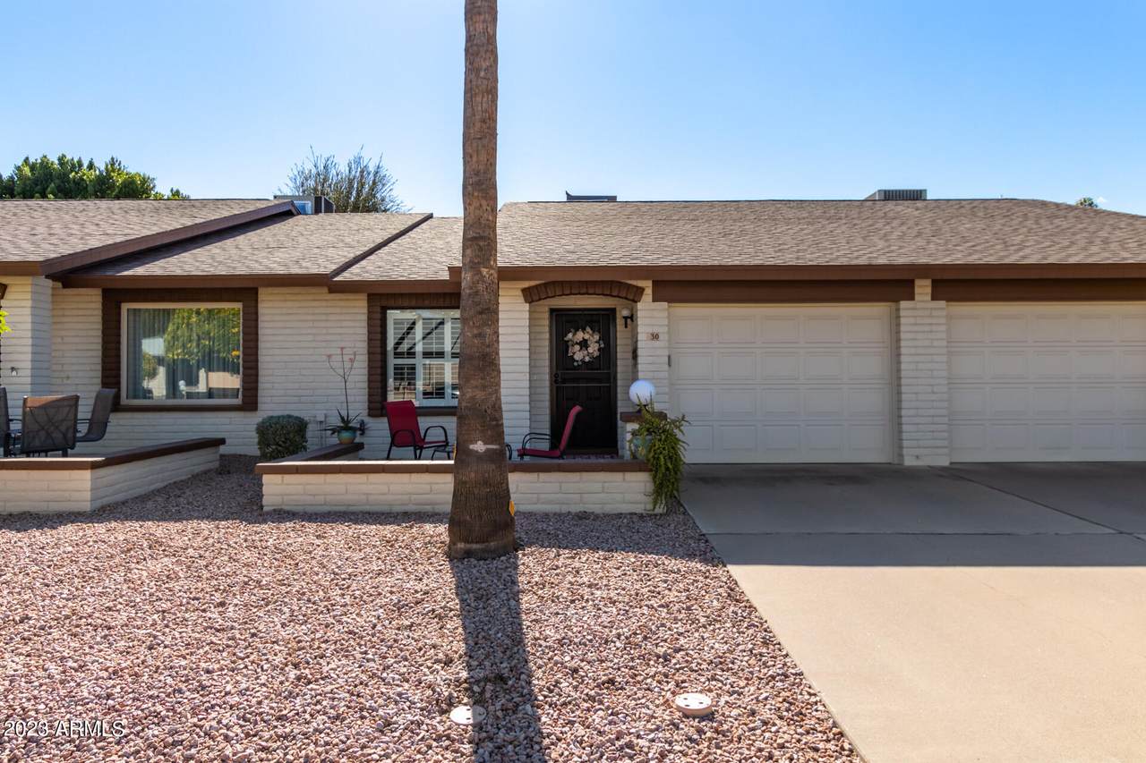 2064 Farnsworth Drive - Photo 1