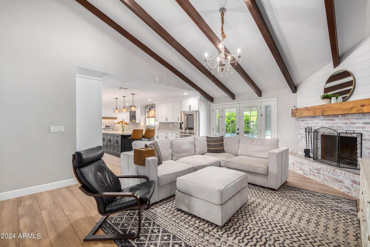 234 Avenida Sierra Madre - Photo 1