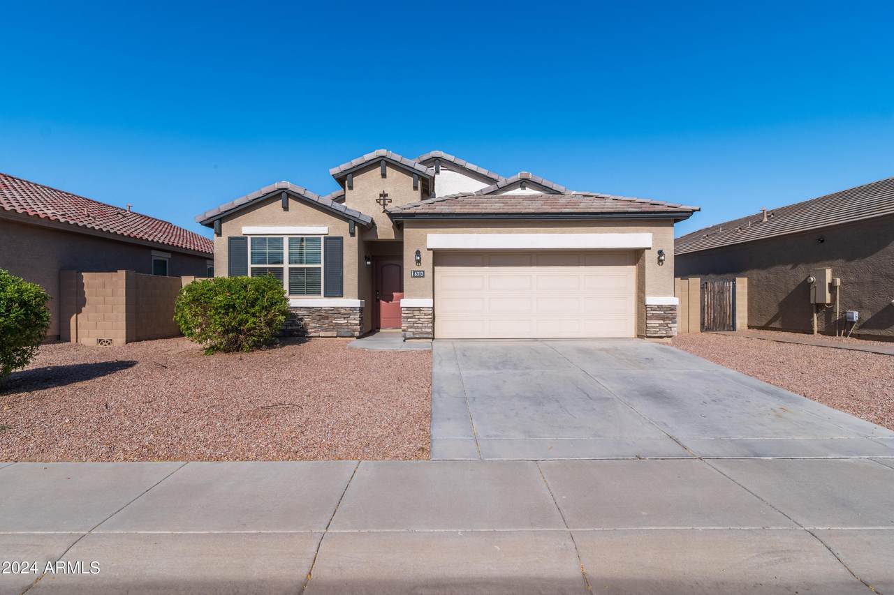 6313 251ST Lane - Photo 1