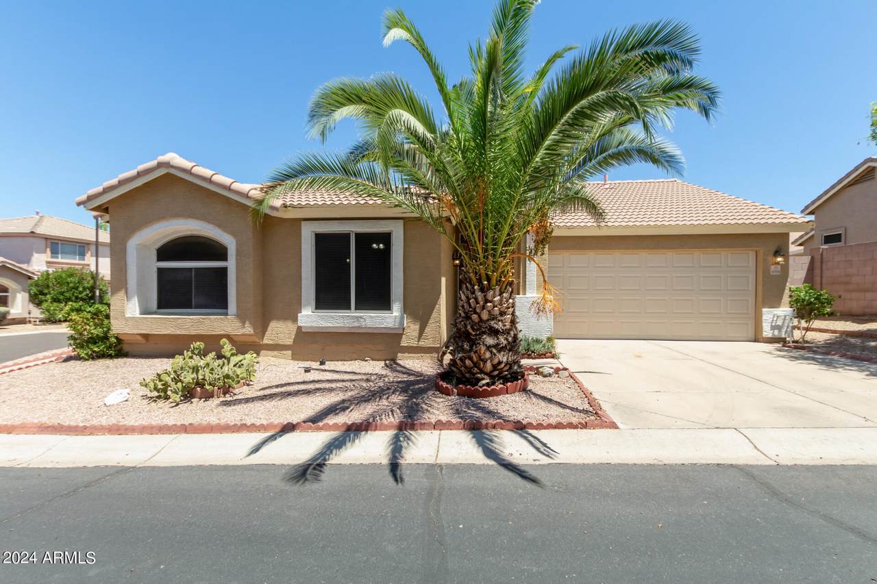 6704 Russell Street - Photo 1