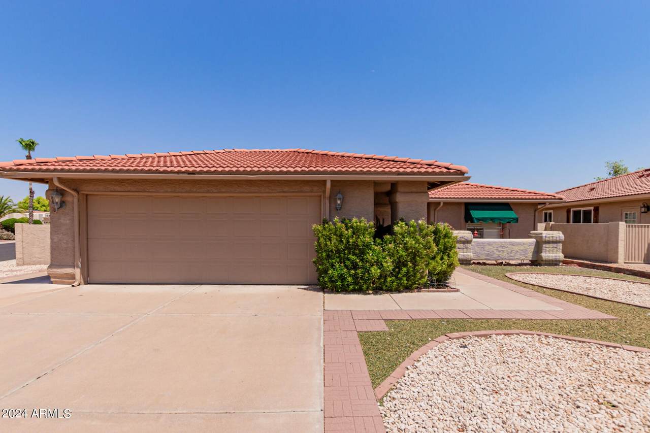 26201 Sherbrook Drive - Photo 1