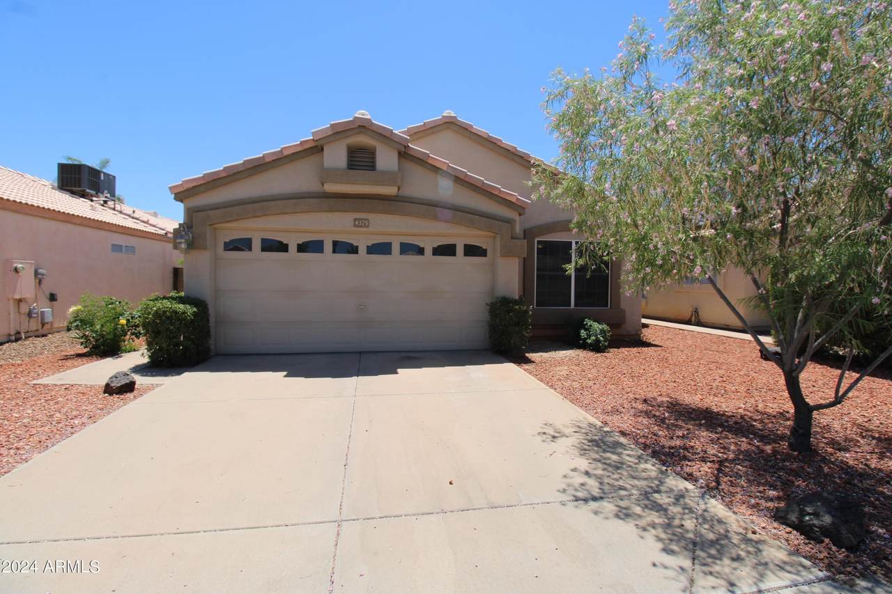 4375 Campo Bello Drive - Photo 1