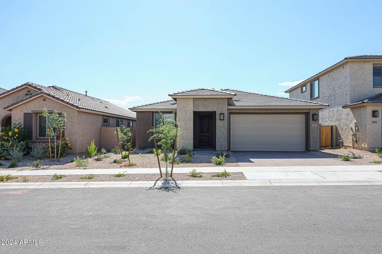 32610 19th Lane - Photo 1