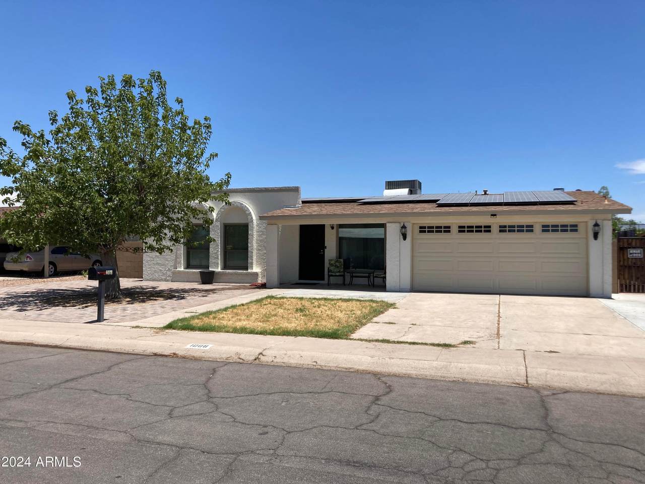 1008 Westfall Street - Photo 1