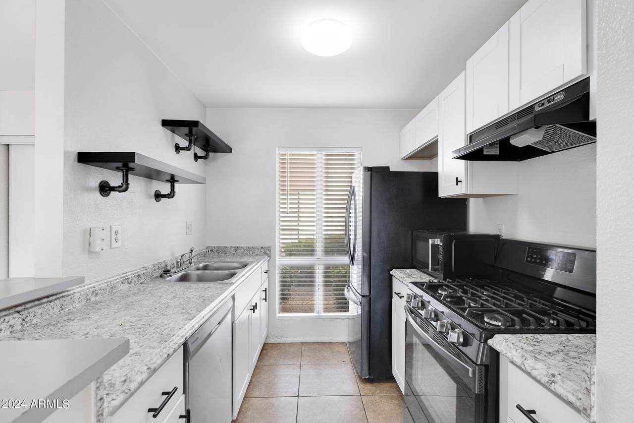 3828 32ND Street - Photo 1