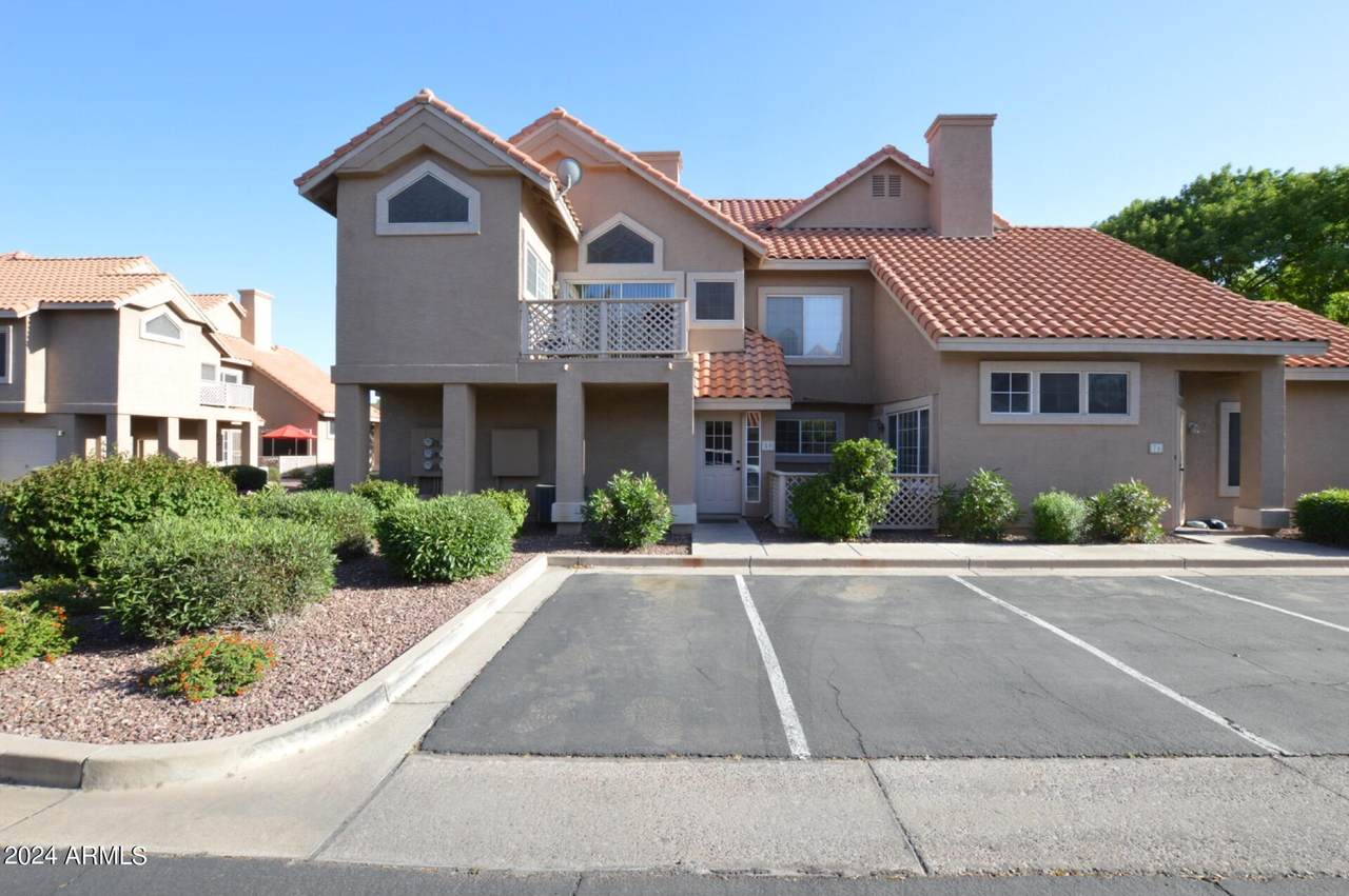 1633 Lakeside Drive - Photo 1