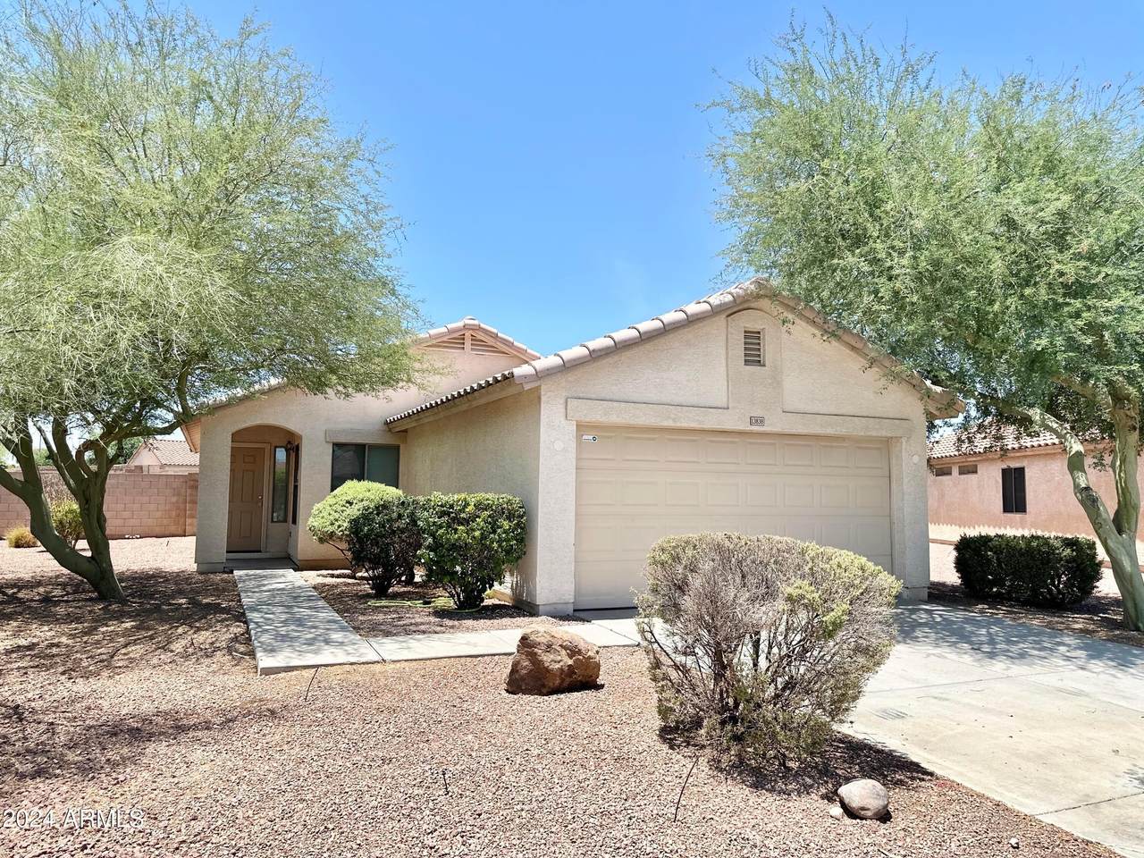 13838 148th Avenue - Photo 1