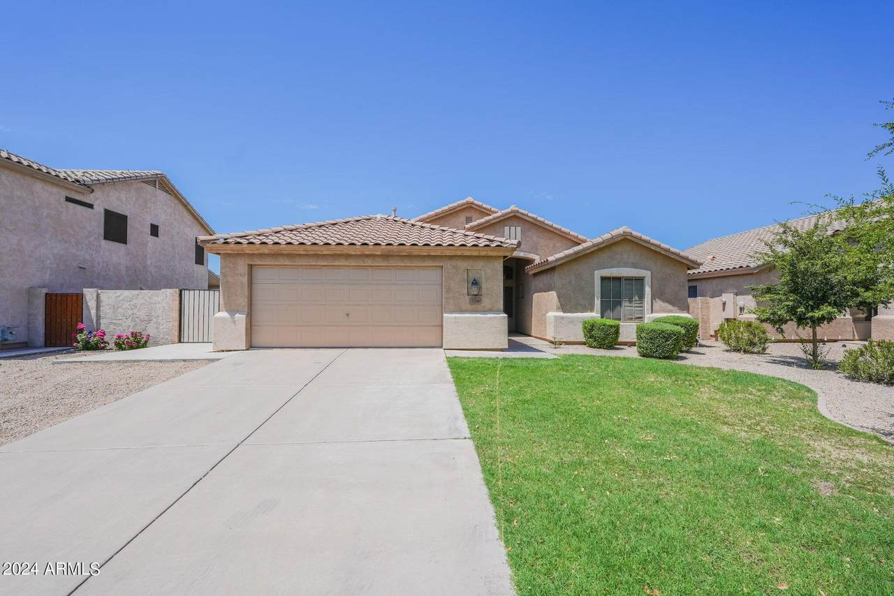 252 Raven Drive - Photo 1