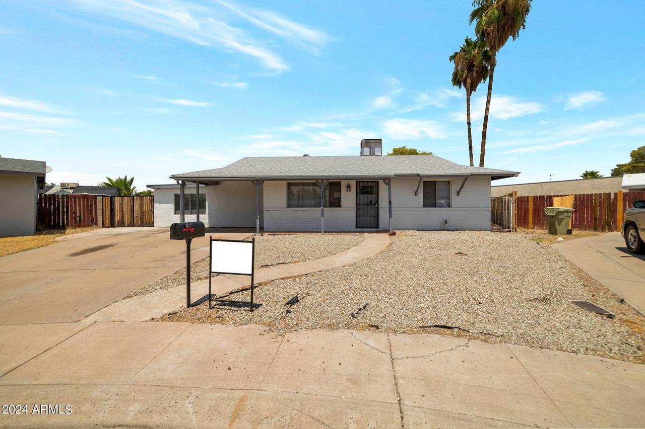 9333 44TH Avenue - Photo 1